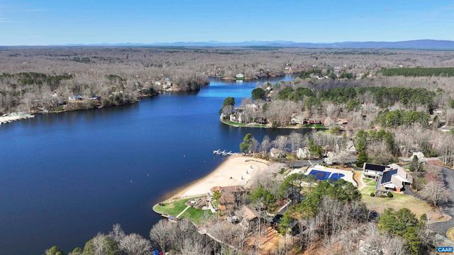 3 NUTWOOD CIR, Palmyra, VA 22963