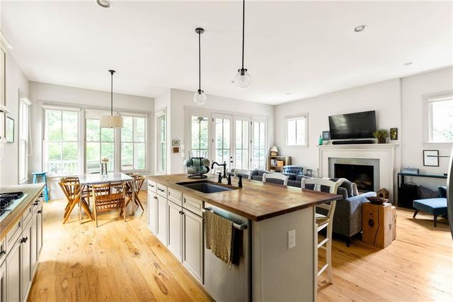 10584 Serenbe Lane, Chattahoochee Hills, GA 30268