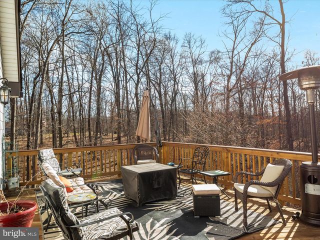 214 WALNUT DR, Clear Brook, VA 22624