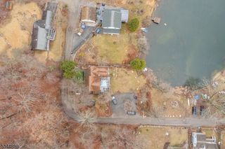 2 Howard St, Ringwood Boro, NJ 07456