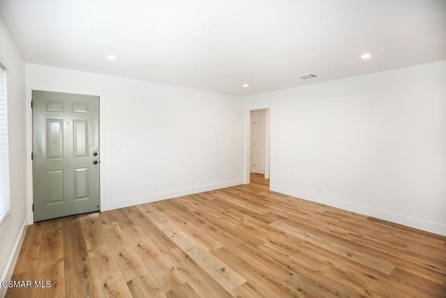 5383 Felicia Street, Camarillo, CA 93012