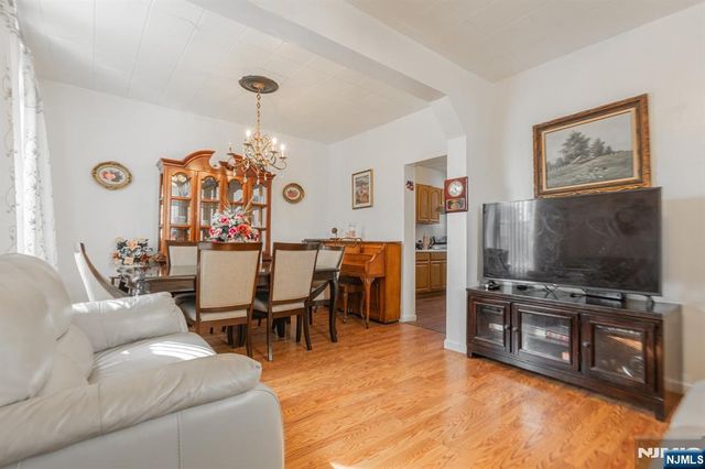 69 Chestnut Street, Lodi, NJ 07644