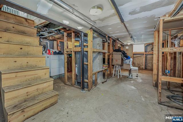 69 Chestnut Street, Lodi, NJ 07644
