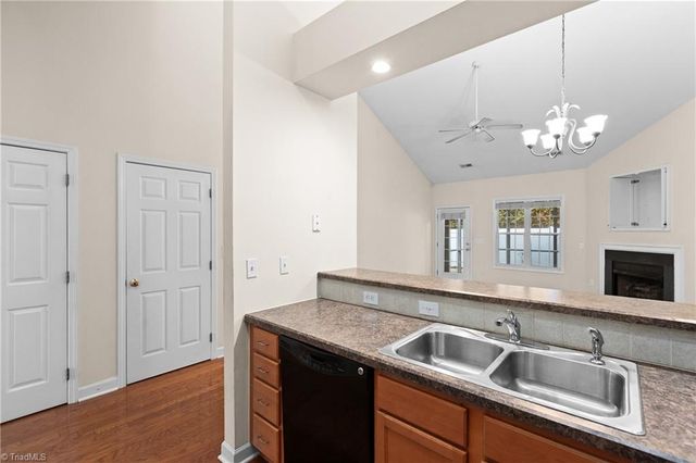 109 S Wentworth Drive, Mocksville, NC 27028