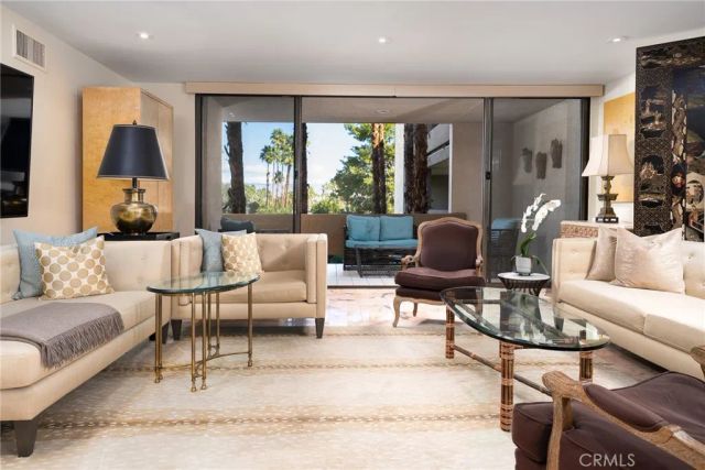 2424 E Palm Canyon Drive 2D, Palm Springs, CA 92264