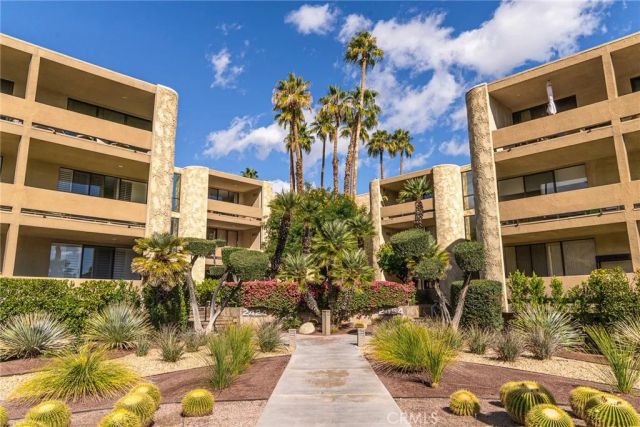 2424 E Palm Canyon Drive 2D, Palm Springs, CA 92264