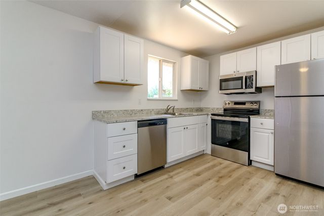 110 157th Street E, Tacoma, WA 98445