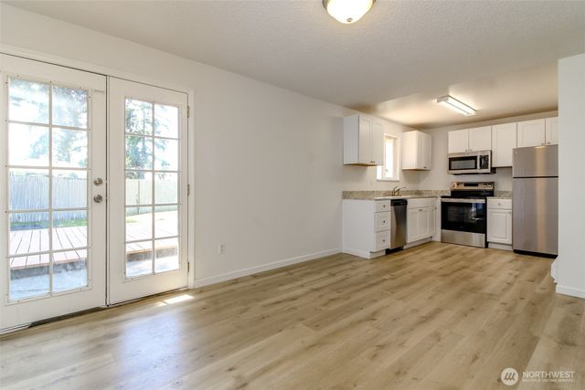 110 157th Street E, Tacoma, WA 98445