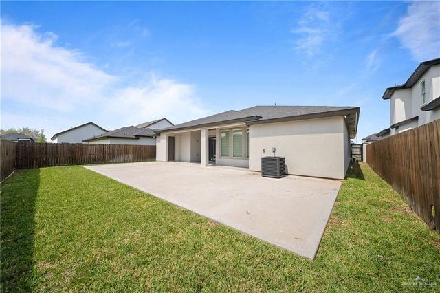 2204 Leanna Denae Avenue, Mission, TX 78572