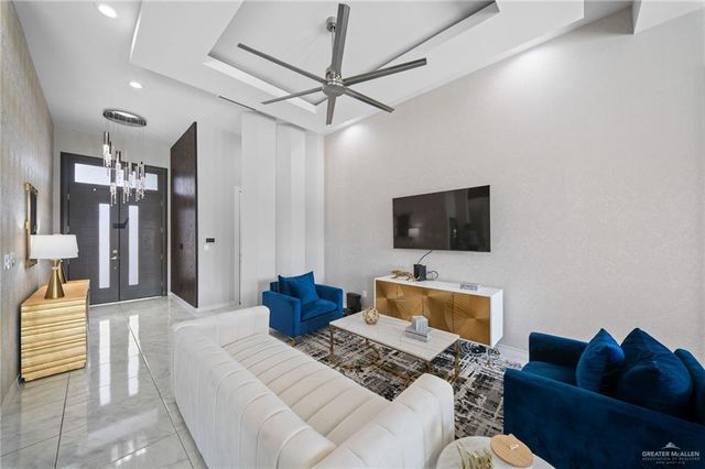 2204 Leanna Denae Avenue, Mission, TX 78572
