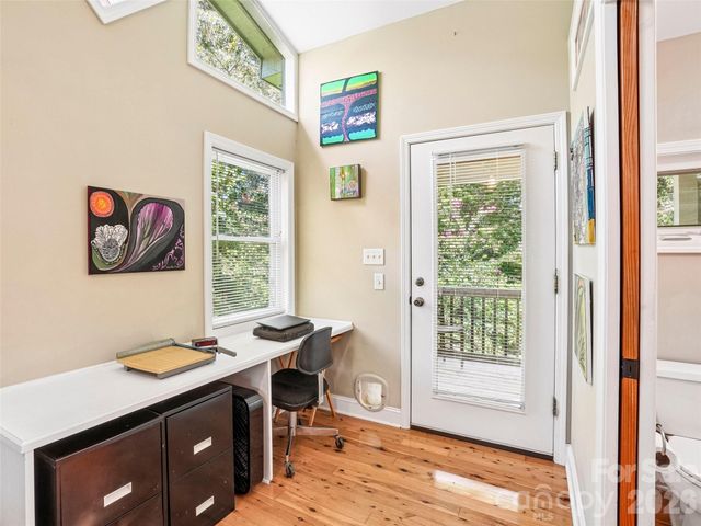 75 Cisco Road, Asheville, NC 28805