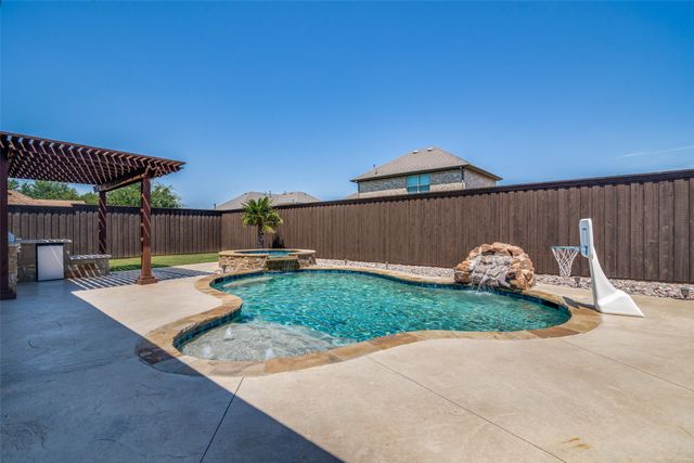 413 Willis Way, Forney, TX 75126