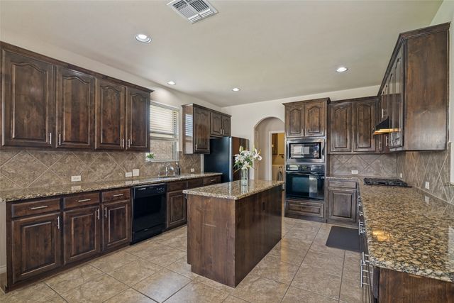 413 Willis Way, Forney, TX 75126