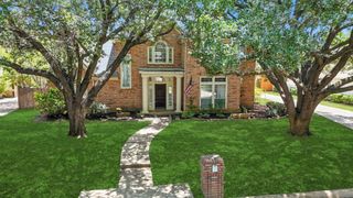 5009 River Bluff Drive, Fort Worth, TX 76132