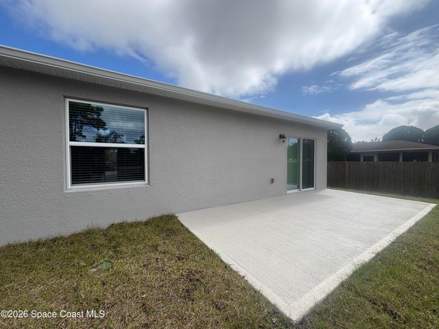 11115 Mulberry Street, Sebastian, FL 32958