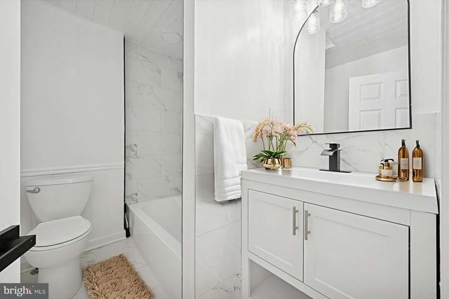 420 W WARREN ST, Norristown, PA 19401