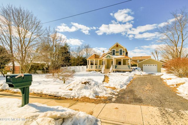 7 Schoolhouse Road, Neptune Township, NJ 07753