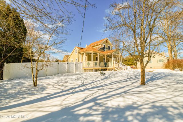 7 Schoolhouse Road, Neptune Township, NJ 07753