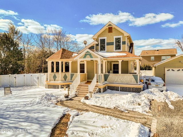 7 Schoolhouse Road, Neptune Township, NJ 07753