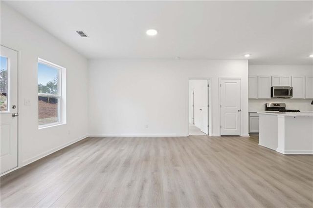 5316 Heron Bay Boulevard, Locust Grove, GA 30248