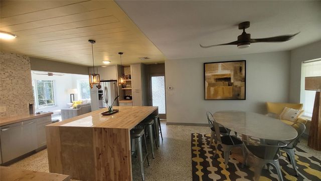 818 NW 28th Court, Wilton Manors, FL 33311