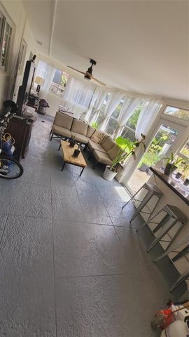 818 NW 28th Court, Wilton Manors, FL 33311