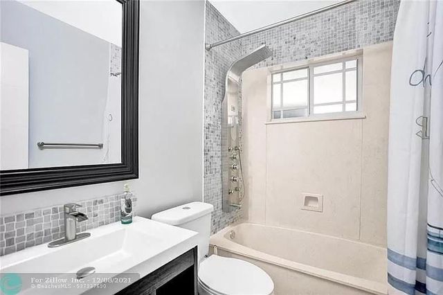 818 NW 28th Court, Wilton Manors, FL 33311