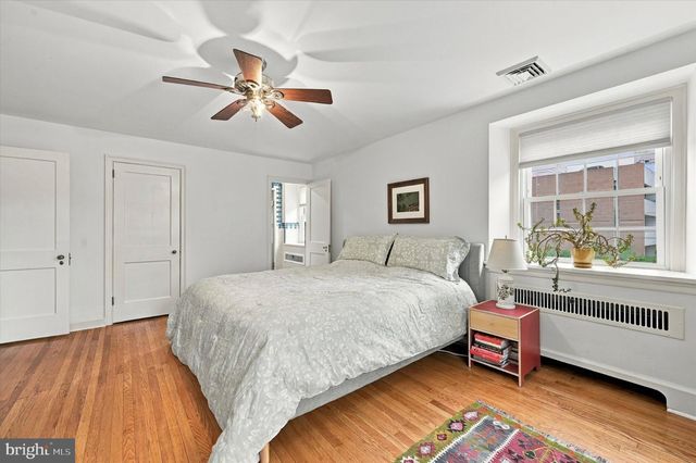 1236 HIGHLAND AVE, Abington, PA 19001