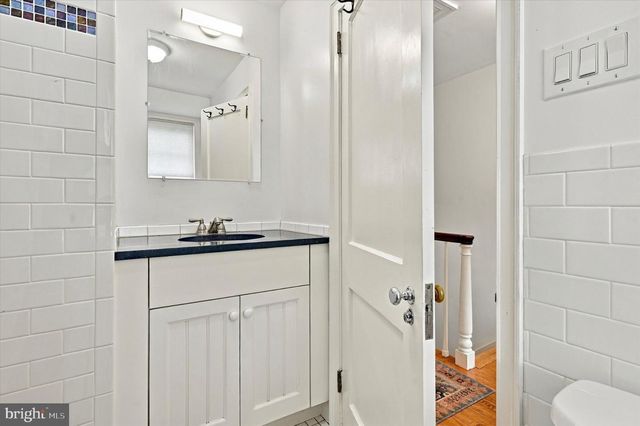 1236 HIGHLAND AVE, Abington, PA 19001