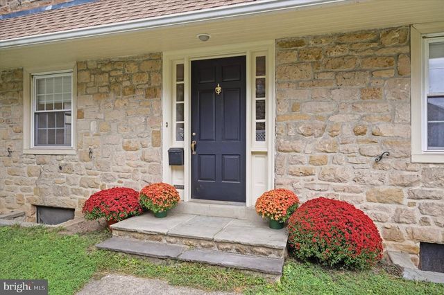 1236 HIGHLAND AVE, Abington, PA 19001
