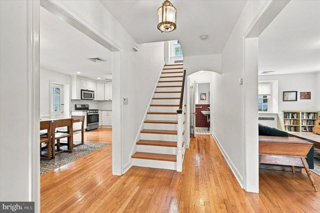 1236 HIGHLAND AVE, Abington, PA 19001