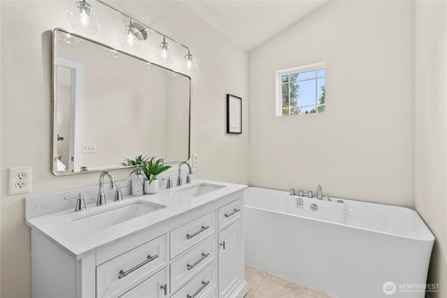 4938 Old Oak Street SE, Olympia, WA 98501