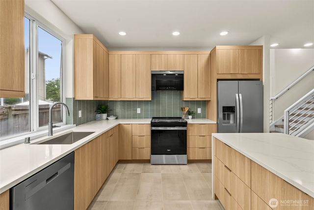 4938 Old Oak Street SE, Olympia, WA 98501