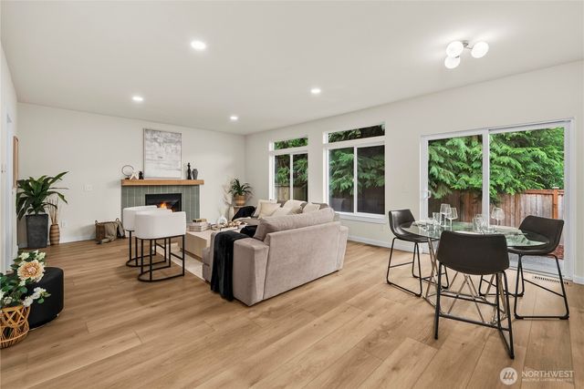 4938 Old Oak Street SE, Olympia, WA 98501