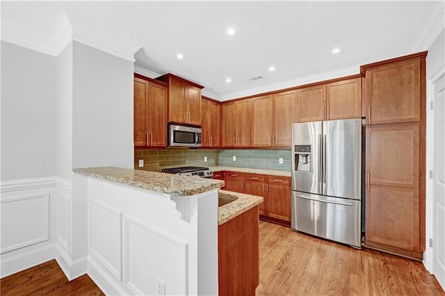 3663 Ashford Creek View NE, Brookhaven, GA 30319