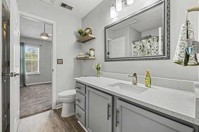 7965 Shadow Oak Drive, North Charleston, SC 29406