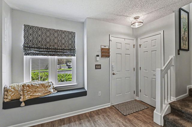 7965 Shadow Oak Drive, North Charleston, SC 29406