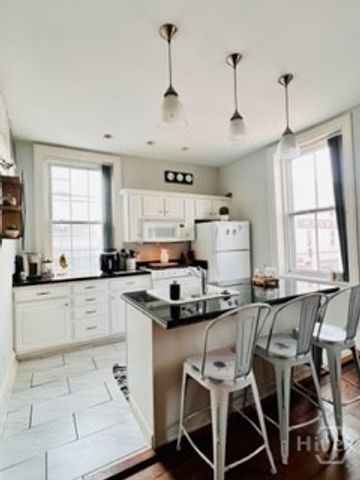 227 W Broughton Street 3, Savannah, GA 31401