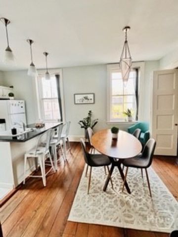 227 W Broughton Street 3, Savannah, GA 31401