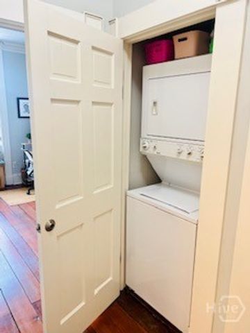 227 W Broughton Street 3, Savannah, GA 31401