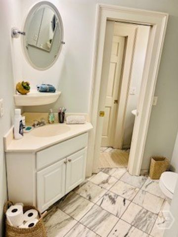 227 W Broughton Street 3, Savannah, GA 31401