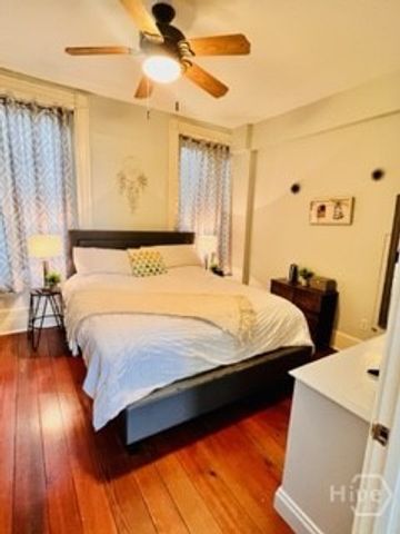 227 W Broughton Street 3, Savannah, GA 31401