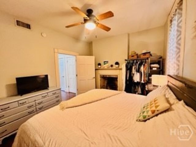 227 W Broughton Street 3, Savannah, GA 31401