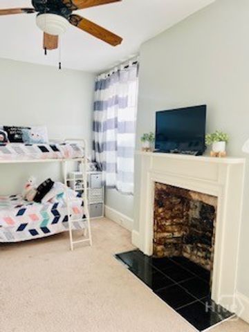 227 W Broughton Street 3, Savannah, GA 31401