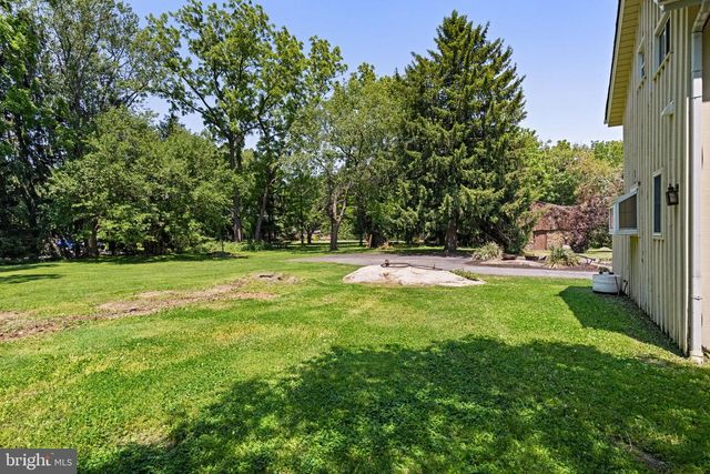 3171 FOULK RD, Garnet Valley, PA 19060