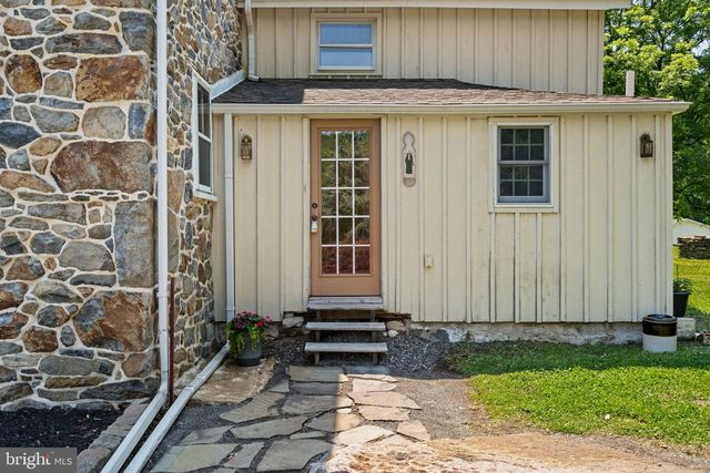 3171 FOULK RD, Garnet Valley, PA 19060