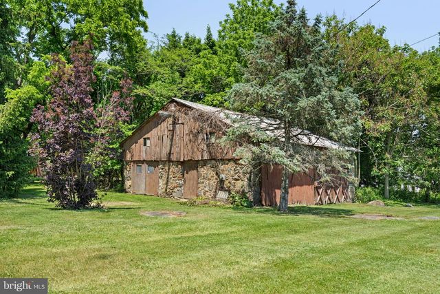 3171 FOULK RD, Garnet Valley, PA 19060