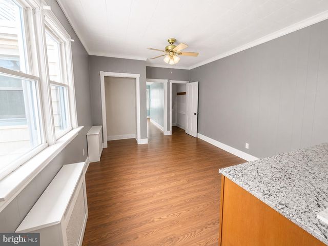 403 WOOD ST, Burlington, NJ 08016