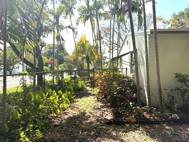 511 SW 2nd Avenue, Dania Beach, FL 33004