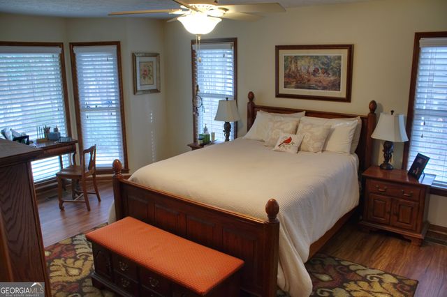 102 Leonards Drive, Thomasville, GA 31792
